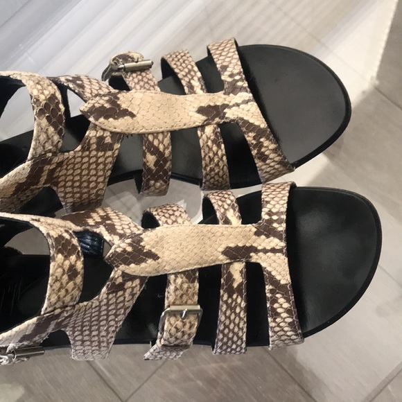 Giuseppe Zanotti design Gladiator Snake Print Sandals - Picture 9 of 13